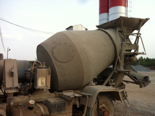 ขายรถโม่ปูน 6 ล้อ