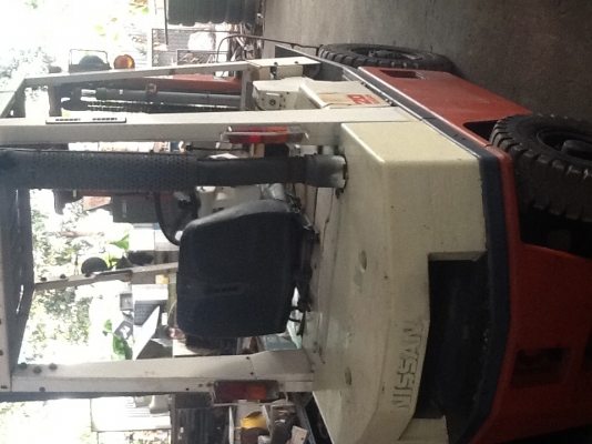 ขายรถโฟล์คลิฟท์ Nissan 2ตันเสา3เมตรราคาคุยกันขายได้ขาย