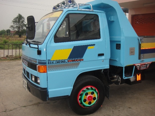 ขาย ISUZU NKR 110 แรงดั๊ม  รถห้างแท้ จดปี 36