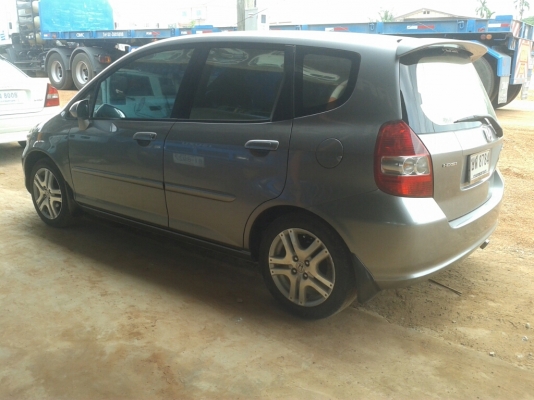 ขายรถสวยพร้อมใช้งาน เล่มทะเบียนพร้อม สวยสุดในรุ่นครับ