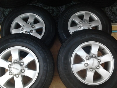 ขายแม็กISUZU ขอบ16 พร้อมยาง245/70/16 ปี 08 BRIDERTONE DUELER H/T 1 ชุด