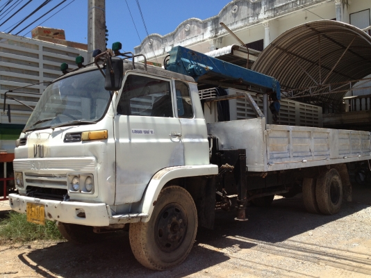 รถ 6 ล้อ ISUZU ติดเครน 3 ตัน รุ่น FRR11L เลขเครื่อง 6BD1-382244 เทอร์โบ เลขตัวรถ FRR11L-3470466  กระบะยาว 5.50 เมตร
