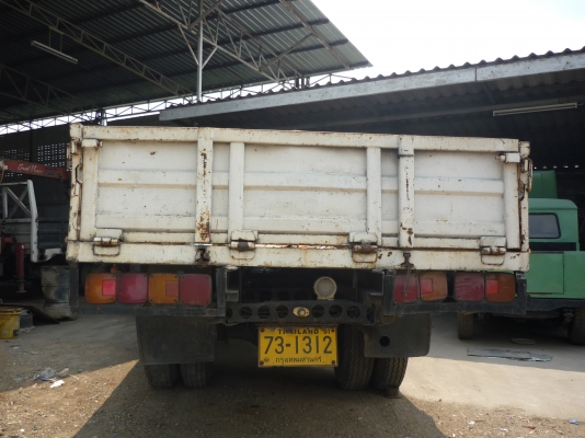 รถ 6 ล้อ MITSUBISHI  รุ่น FK415K  เลขเครื่อง 6D15-389688 เทอร์โบ  เลขตัวรถ FK415K-520604 กระบะยาว 5.50 เมตร