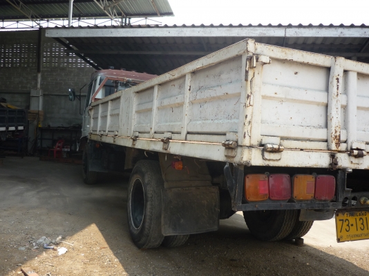 รถ 6 ล้อ MITSUBISHI  รุ่น FK415K  เลขเครื่อง 6D15-389688 เทอร์โบ  เลขตัวรถ FK415K-520604 กระบะยาว 5.50 เมตร