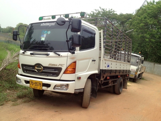 HINO MEGA  FC 150 hp กระบะคาร์โก้คอกเหล็กยาว 4.30 m