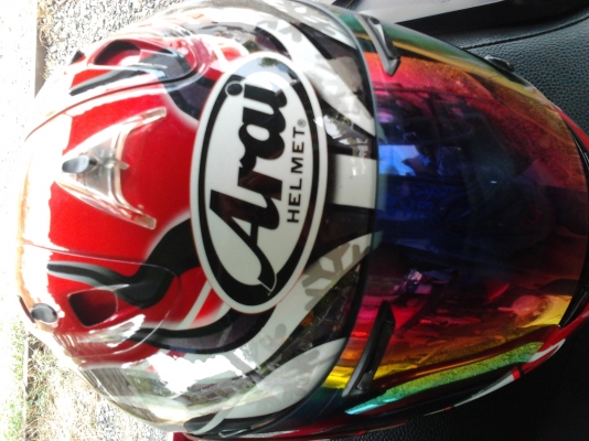 ขายหมวกกันน๊อกArai