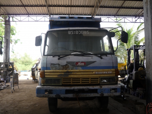 รถ 6 ล้อดั๊มเกษตร HINO กระบะยาว 4.50 เมตร เลขตัวรถ KL340-49978 เลขเครื่อง EH700-186200