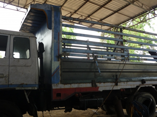 รถ 6 ล้อดั๊มเกษตร HINO กระบะยาว 4.50 เมตร เลขตัวรถ KL340-49978 เลขเครื่อง EH700-186200