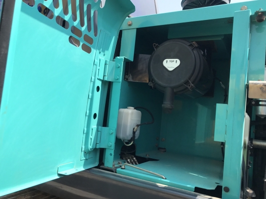 ขายแบคโฮ Kobelco รุ่น8  7,400ชั่วโมง สนใจติดต่อ 081-9426747