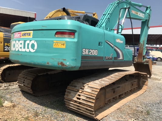 ขายแบคโฮ Kobelco รุ่น8  7,400ชั่วโมง สนใจติดต่อ 081-9426747