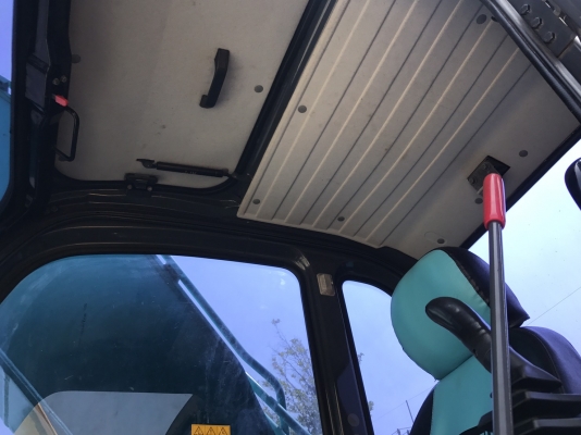 ขายแบคโฮ Kobelco รุ่น8  7,400ชั่วโมง สนใจติดต่อ 081-9426747