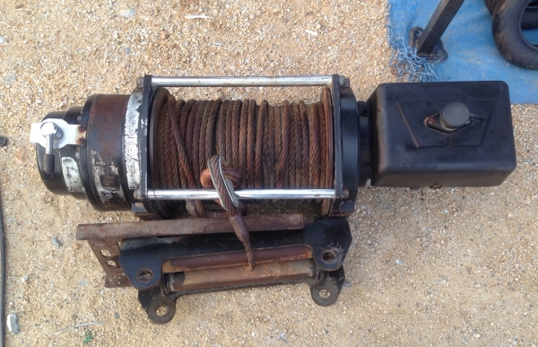 ขายวินซ์ Warn 15,000ปอนด์ 24V สลิงยาว30เมตร