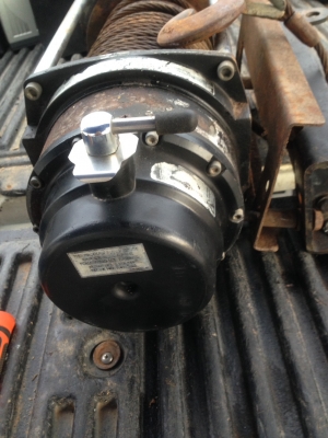 ขายวินซ์ Warn 15,000ปอนด์ 24V สลิงยาว30เมตร