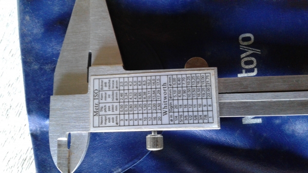 เวอร์เนียMitutoyo 8"