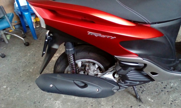 ขาย YAMAHA Tricity 125 i ปี 59 เครื่องดี **วิ่งน้อยมาก หกพันกว่าโล** ชุดสีสวย ไม่เคยล้ม เล่มพร้อมชุดโอน