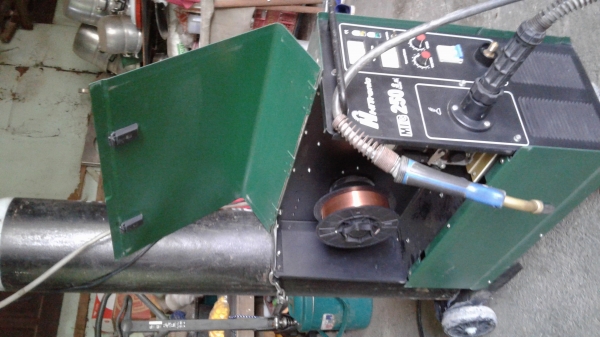 เครื่องเชื่อมhitronic mig250s+ถังco2