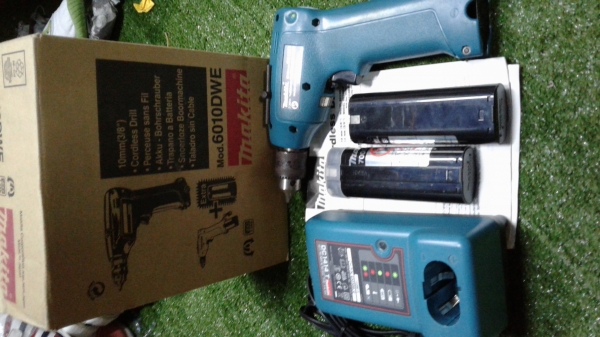 สว่านไร้สาย Makita รุ่น 6010DW