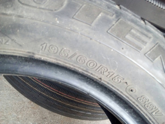 195/60R15 BRIDGESTONE POTENZA RE-88 ชุด 4 เส้น tel. 081-427-3941