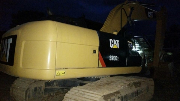 ขายดาวน์ รถแบ็คโฮ CAT 320D2 ใช้งานเพียง 62x ชั่วโมง สภาพนางฟ้า ทำงานสมบูรณ์ทุกระบบ ผ่อนมาแล้ว 15 งวด
