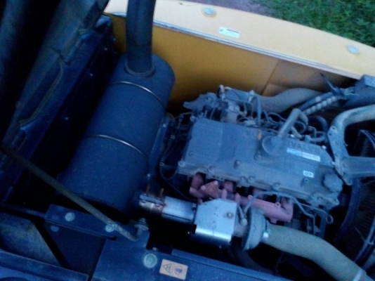 ขายดาวน์ รถแบ็คโฮ SUMITOMO SH210F-5 สภาพดี พร้อมใช้งาน