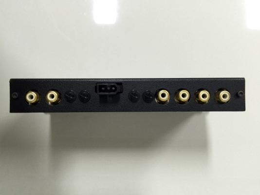 ขายปรีแอมป์ HIFONICS รุ่น EPSILON VIII 4 BAND EQ