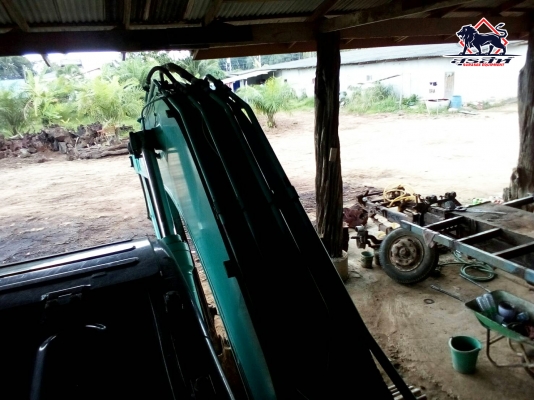 ขายรถแบ็คโฮ KOBELCO SK200-8 Yn12 Super ชั่วโมงน้อยที่สุดในประเทศไทย