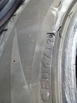 185/55R15  BRIDGESTONE POTENZA AR-10 ชุด 4 เส้น  tel. 081-427-3941