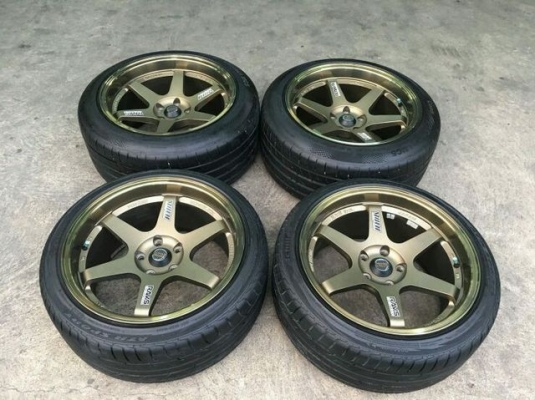 ล้อกระบะTE37  5รู ขอบ18 หน้า 9.5 หลัง 10.5 พร้อมยาง ดอกเต็ม ลึก ใช้ได้อีกนาน ล้อสวยมาก