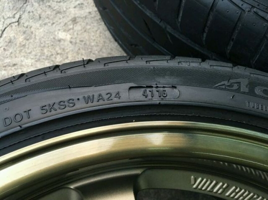 ล้อกระบะTE37 5รู ขอบ18 หน้า 9.5 หลัง 10.5 พร้อมยาง ดอกเต็ม ลึก ใช้ได้อีกนาน ล้อสวยมาก ล้อกระบะTE37 5รู ขอบ18 หน้า 9.5 หลัง 10.5 พร้อมยาง ดอกเต็ม ลึก ใช้ได้อีกนาน ล้อสวยมาก