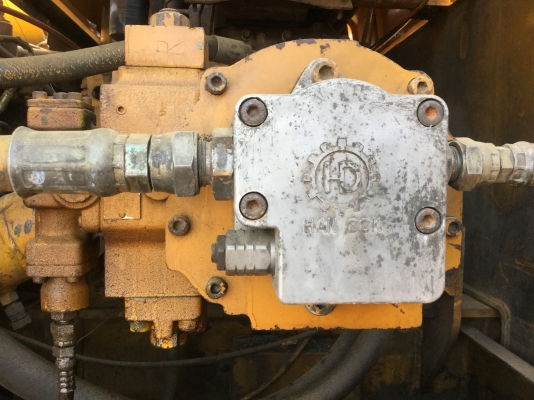 ขายรถแบคโฮ KATO HD-800