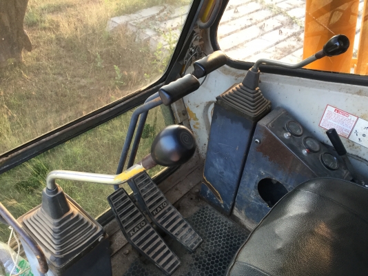 ขายรถแบคโฮ KATO HD-800