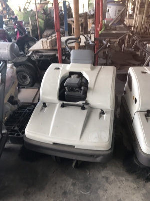 ขายด่วน รถกวาด ถนนเดินตาม มีระบบเก็บฝุ่นในตัว เครือง honda ใช้กวาด ลานกว้าง ถนนหมู่บ้าน สภาพพร้อมใช้งาน คันละ 20000