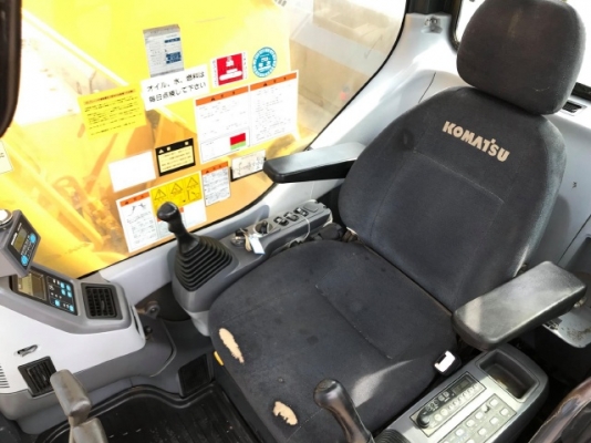 ขายรถแบคโฮ KOMATSU PC228US-3 (เทียบเท่ารุ่น 7) รถนอกนำเข้าจากญี่ปุ่น สภาพสวยพร้อมใช้งาน มีVDOการทำงานครับ ขายรถแบคโฮ KOMATSU PC228US-3 (เทียบเท่ารุ่น 7) รถนอกนำเข้าจากญี่ปุ่น สภาพสวยพร้อมใช้งาน มีVDOการทำงานครับ