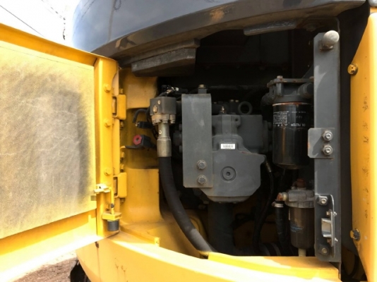 ขายรถแบคโฮ KOMATSU PC228US-3 (เทียบเท่ารุ่น 7) รถนอกนำเข้าจากญี่ปุ่น สภาพสวยพร้อมใช้งาน มีVDOการทำงานครับ ขายรถแบคโฮ KOMATSU PC228US-3 (เทียบเท่ารุ่น 7) รถนอกนำเข้าจากญี่ปุ่น สภาพสวยพร้อมใช้งาน มีVDOการทำงานครับ