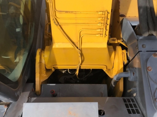 ขายรถแบคโฮ KOMATSU PC228US-3 (เทียบเท่ารุ่น 7) รถนอกนำเข้าจากญี่ปุ่น สภาพสวยพร้อมใช้งาน มีVDOการทำงานครับ ขายรถแบคโฮ KOMATSU PC228US-3 (เทียบเท่ารุ่น 7) รถนอกนำเข้าจากญี่ปุ่น สภาพสวยพร้อมใช้งาน มีVDOการทำงานครับ