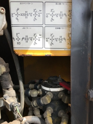 ขายรถแบคโฮ KOMATSU PC228US-3 (เทียบเท่ารุ่น 7) รถนอกนำเข้าจากญี่ปุ่น สภาพสวยพร้อมใช้งาน มีVDOการทำงานครับ ขายรถแบคโฮ KOMATSU PC228US-3 (เทียบเท่ารุ่น 7) รถนอกนำเข้าจากญี่ปุ่น สภาพสวยพร้อมใช้งาน มีVDOการทำงานครับ