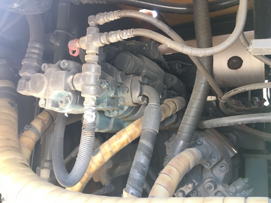 รถปูผิวทาง SUMITOMO : HA60C-3 2,900ชม.ระบบสั่น สับครบ สภาพสวยๆครับ ใช้งานยาวๆ ราคาไม่แรง รถปูผิวทาง SUMITOMO : HA60C-3 2,900ชม.ระบบสั่น สับครบ สภาพสวยๆครับ ใช้งานยาวๆ ราคาไม่แรง