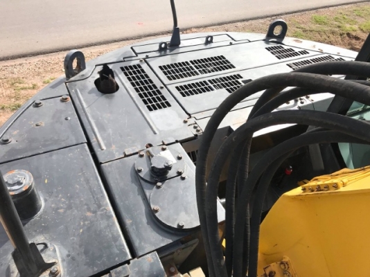 ขายรถแบคโฮ KOMATSU PC228US-3 (เทียบเท่ารุ่น 7) มีลายหัวกระแทก รถนอกนำเข้าจากญี่ปุ่น สภาพสวยพร้อมใช้ มีVDOครับ