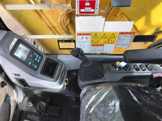 ขายรถแบคโฮ KOMATSU PC228US-3 (เทียบเท่ารุ่น 7) มีลายหัวกระแทก รถนอกนำเข้าจากญี่ปุ่น สภาพสวยพร้อมใช้ มีVDOครับ