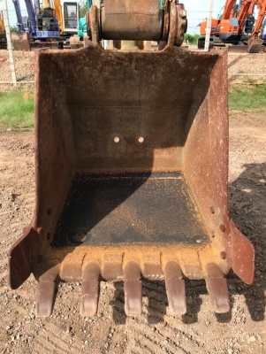 ขายรถแบคโฮ KOMATSU PC228US-3 (เทียบเท่ารุ่น 7) มีลายหัวกระแทก รถนอกนำเข้าจากญี่ปุ่น สภาพสวยพร้อมใช้ มีVDOครับ