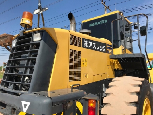 ขายรถตักล้อยาง KOMATSU WA380-6 ปี 2012 รถนอกนำเข้าจากญี่ปุ่น สภาพสวยพร้อมใช้งาน มีVDOการทำงานครับ ขายรถตักล้อยาง KOMATSU WA380-6 ปี 2012 รถนอกนำเข้าจากญี่ปุ่น สภาพสวยพร้อมใช้งาน มีVDOการทำงานครับ