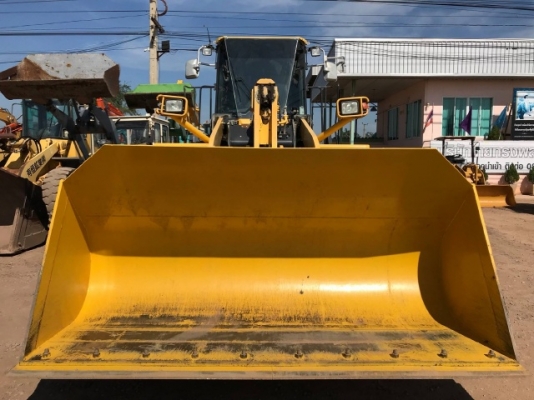 ขายรถตักล้อยาง KOMATSU WA380-6 ปี 2012 รถนอกนำเข้าจากญี่ปุ่น สภาพสวยพร้อมใช้งาน มีVDOการทำงานครับ ขายรถตักล้อยาง KOMATSU WA380-6 ปี 2012 รถนอกนำเข้าจากญี่ปุ่น สภาพสวยพร้อมใช้งาน มีVDOการทำงานครับ