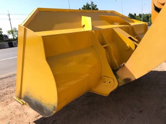 ขายรถตักล้อยาง KOMATSU WA380-6 ปี 2012 รถนอกนำเข้าจากญี่ปุ่น สภาพสวยพร้อมใช้งาน มีVDOการทำงานครับ ขายรถตักล้อยาง KOMATSU WA380-6 ปี 2012 รถนอกนำเข้าจากญี่ปุ่น สภาพสวยพร้อมใช้งาน มีVDOการทำงานครับ