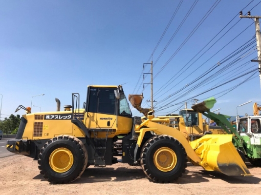 ขายรถตักล้อยาง KOMATSU WA380-6 ปี 2012 รถนอกนำเข้าจากญี่ปุ่น สภาพสวยพร้อมใช้งาน มีVDOการทำงานครับ ขายรถตักล้อยาง KOMATSU WA380-6 ปี 2012 รถนอกนำเข้าจากญี่ปุ่น สภาพสวยพร้อมใช้งาน มีVDOการทำงานครับ