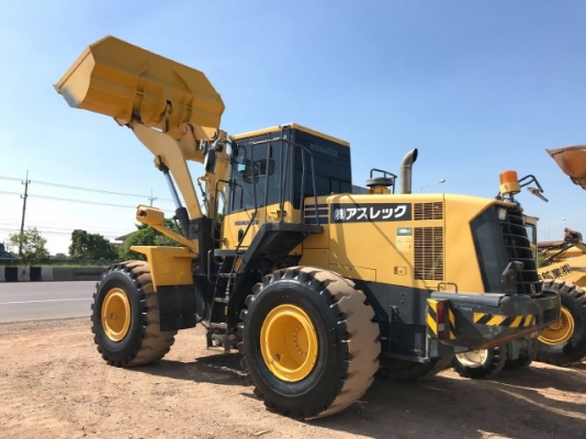ขายรถตักล้อยาง KOMATSU WA380-6 ปี 2012 รถนอกนำเข้าจากญี่ปุ่น สภาพสวยพร้อมใช้งาน มีVDOการทำงานครับ ขายรถตักล้อยาง KOMATSU WA380-6 ปี 2012 รถนอกนำเข้าจากญี่ปุ่น สภาพสวยพร้อมใช้งาน มีVDOการทำงานครับ