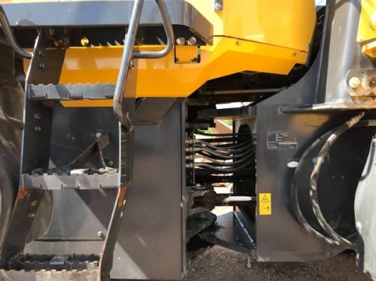 ขายรถตักล้อยาง KOMATSU WA380-6 ปี 2012 รถนอกนำเข้าจากญี่ปุ่น สภาพสวยพร้อมใช้งาน มีVDOการทำงานครับ ขายรถตักล้อยาง KOMATSU WA380-6 ปี 2012 รถนอกนำเข้าจากญี่ปุ่น สภาพสวยพร้อมใช้งาน มีVDOการทำงานครับ