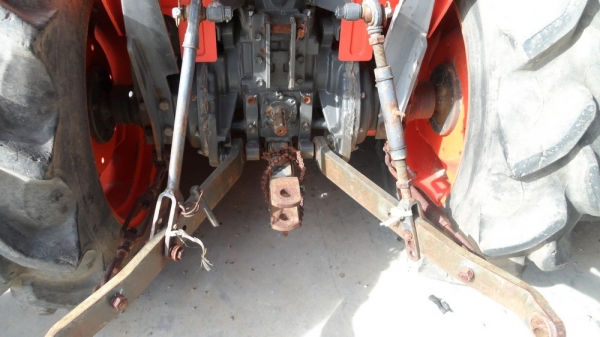 แทรกเตอร์ L3008 พร้อมใบดัน ราคาเบาๆ