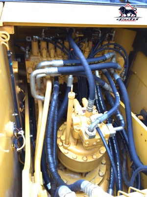 ขายรถแบ็คโฮ CAT 320D (Japan) ใช้งานเพียง 6,774 ชั่วโมง สภาพนางฟ้า