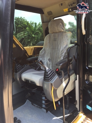 ขายรถแบ็คโฮ CAT 320D (Japan) ใช้งานเพียง 6,774 ชั่วโมง สภาพนางฟ้า