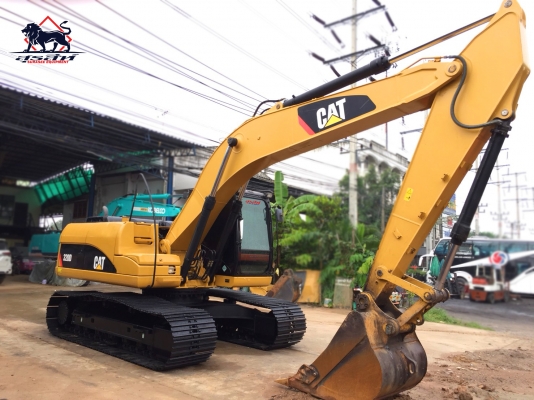 ขายรถแบ็คโฮ CAT 320D (Japan) ใช้งานเพียง 6,774 ชั่วโมง สภาพนางฟ้า